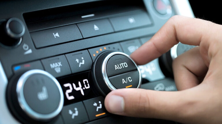 कार के AC वेंट्स कैसे साफ करें – आसान टिप्स और ट्रिक्स | Car AC Vents Cleaning