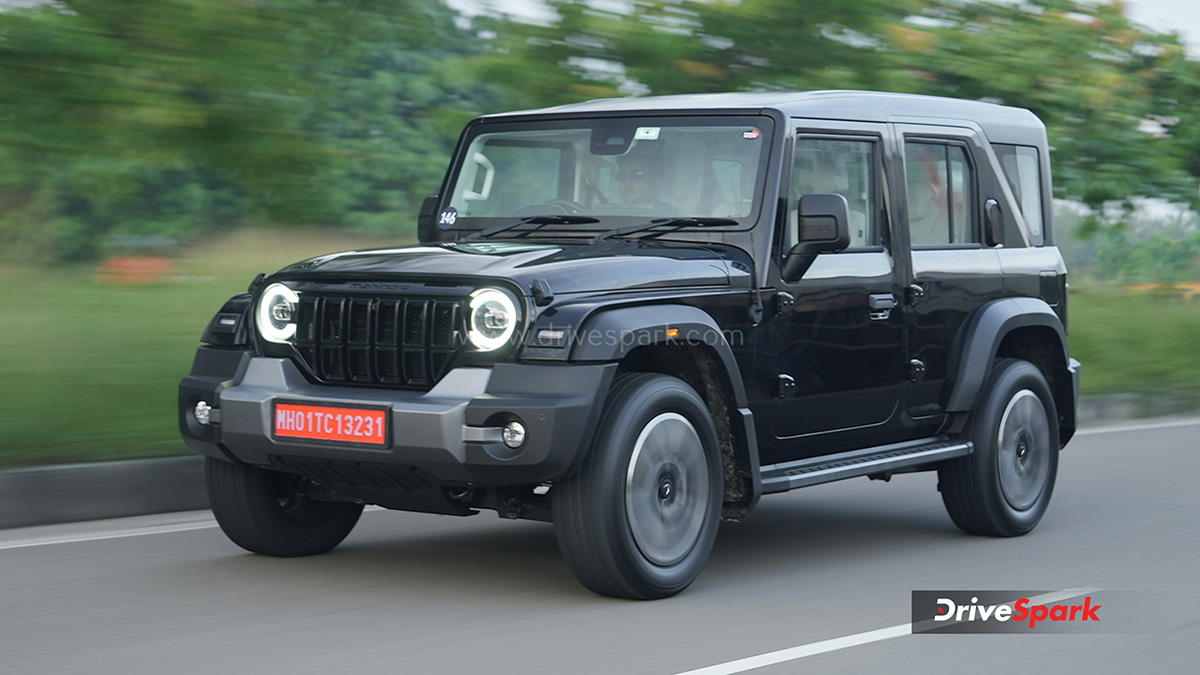 Mahindra Thar Roxx खरीदने वालों की मौज! अब 1.43 लाख रुपये की छूट के साथ मिलेगी ये SUV
