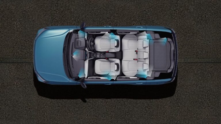 Most Fuel Efficient Hybrid Car in India: मारुति विक्टोरिस अब देश की सबसे ज्यादा माइलेज देने वाली Hybrid SUV बन गई है.