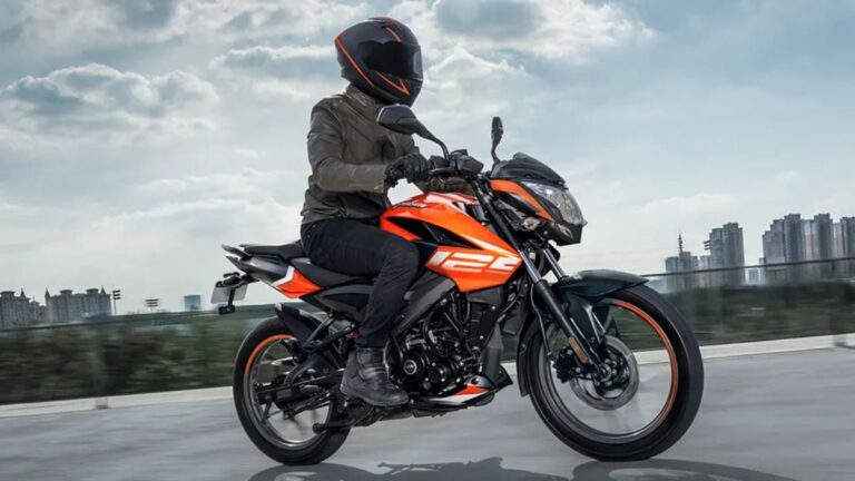 GST Cut के बाद ₹92,182 में मिल रही Bajaj Pulsar NS125, जानें इंजन, माइलेज और फीचर्स