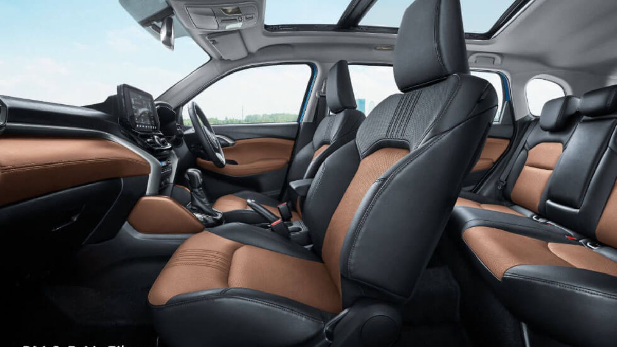 Toyota Urban Cruiser Hyryder इंडिया की Best Affordable Hybrid SUV को जमकर खरीद रहे ग्राहक, जानें Price और Mileage Details