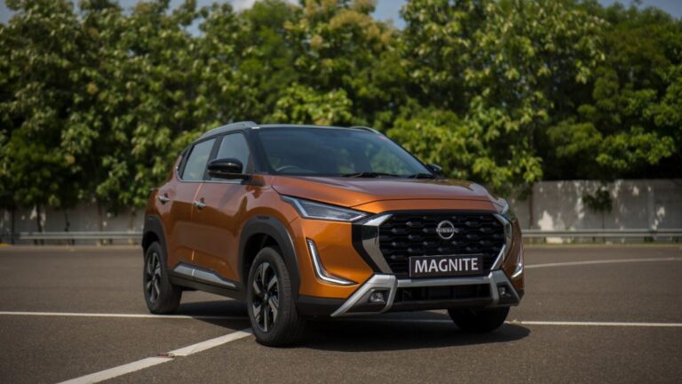 Nissan Magnite EZ-Shift CNG लॉन्च, नया इंटीग्रेटेड फ्यूल लिड डिजाइन, जानें कीमत और खासियत