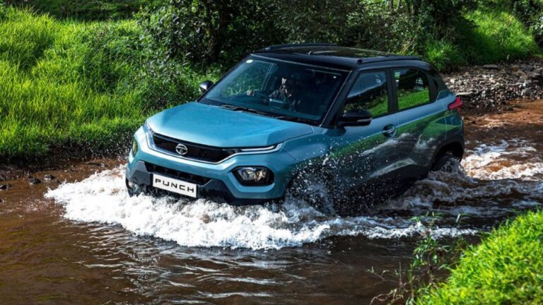 Tata Punch 2025 मात्र ₹70,000 Down Payment में लाएं घर | EMI बनेगी ₹11,328, जानें Mileage & Safety