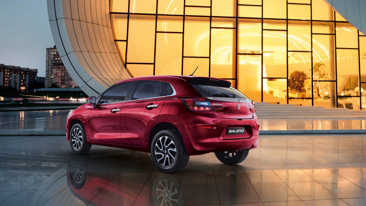 Maruti Suzuki Baleno 2025: Price, Engine, Mileage, Features & Safety | Premium Hatchback For Small Families