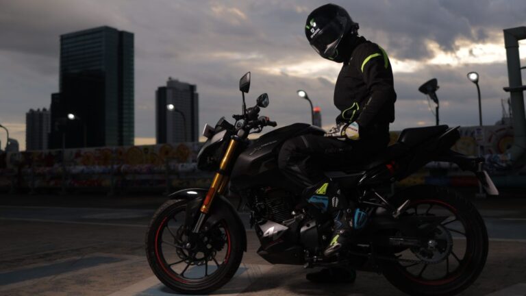 Hero Xtreme 160R 4V Cruise Control: Price, Features & Specs
