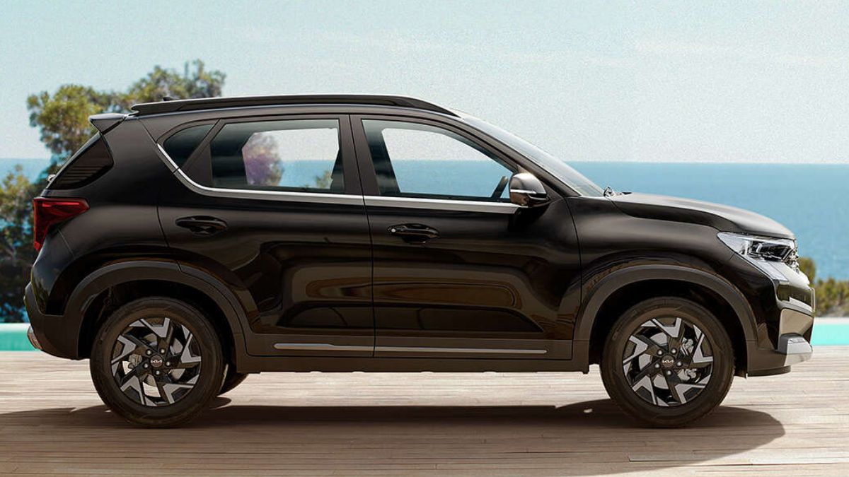 Kia Sonet बनी नवंबर 2025 में कंपनी की सबसे ज्यादा बिकने वाली SUV, जानिए कीमत और खासियत