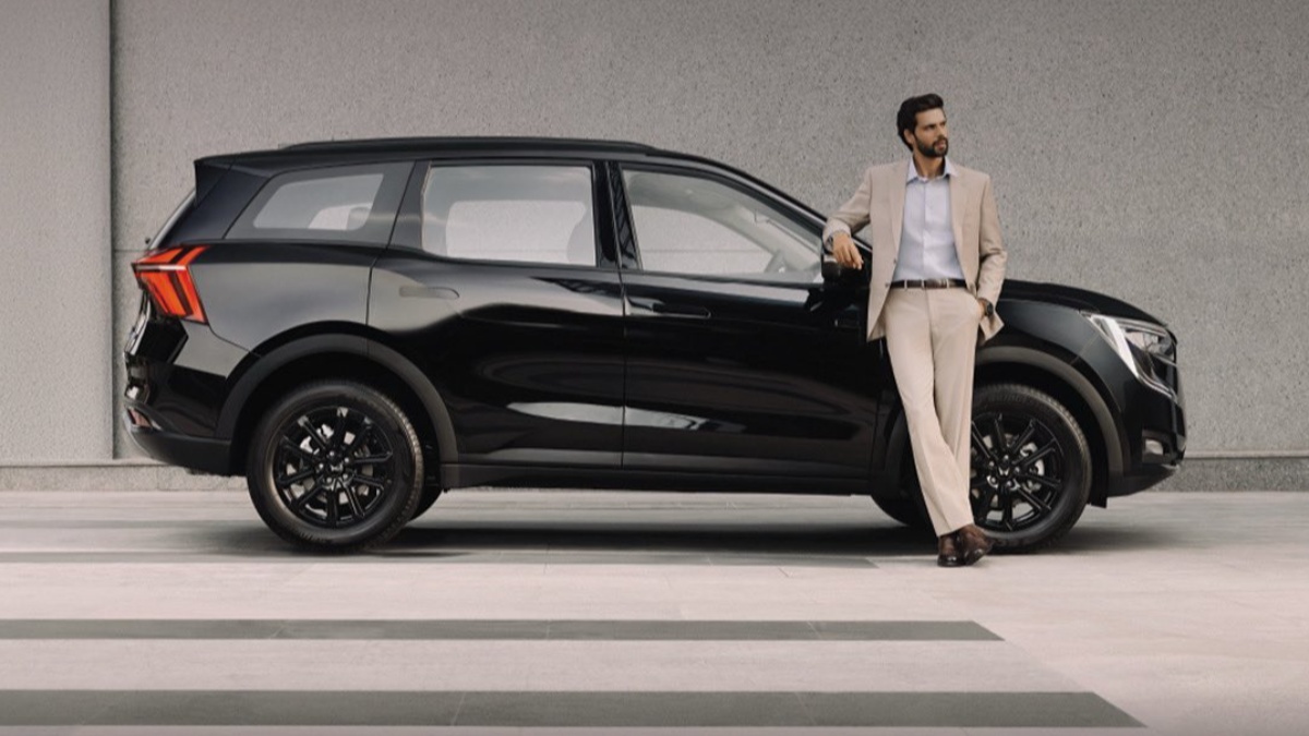 Mahindra XUV700 पर 1.25 लाख का Discount Offer | Price, Engine, Mileage, Features & Safety