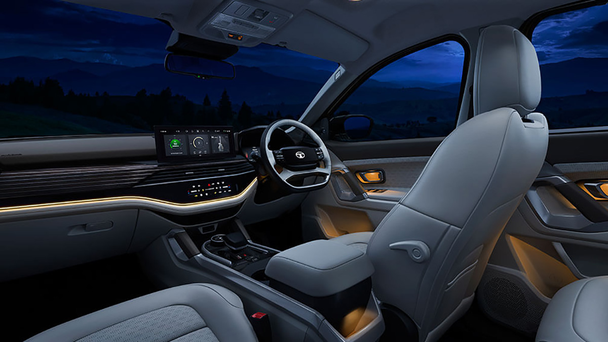 Tata Safari पर आया ₹1 लाख का Discount Offer, जानें Price, Engine & Mileage
