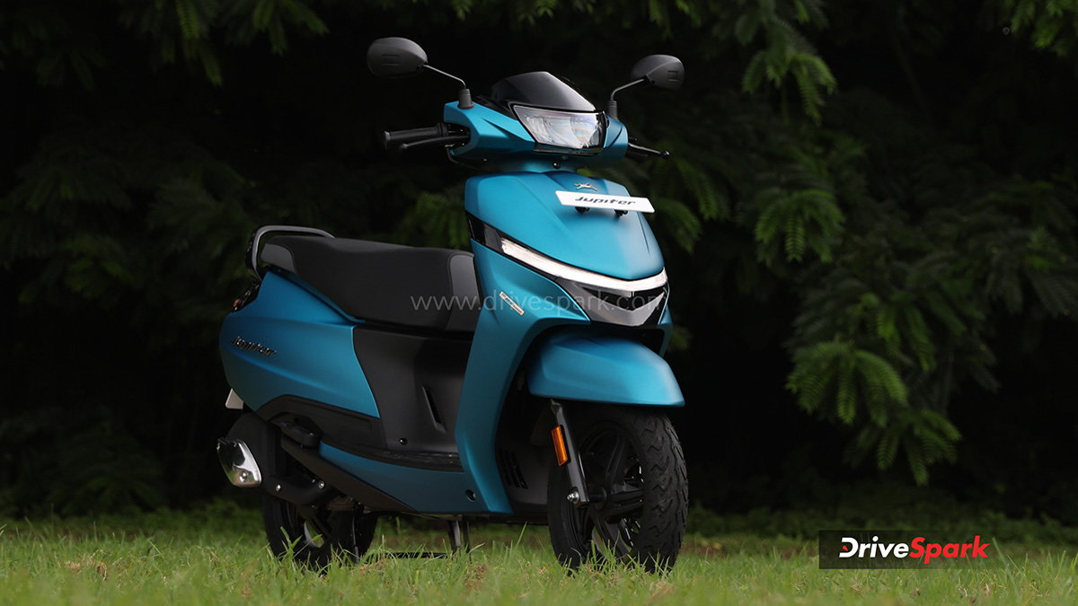TVS Jupiter 110 Sales Nov 2025: 25% बढ़ी सालाना बिक्री, जानें Price, Mileage & Features